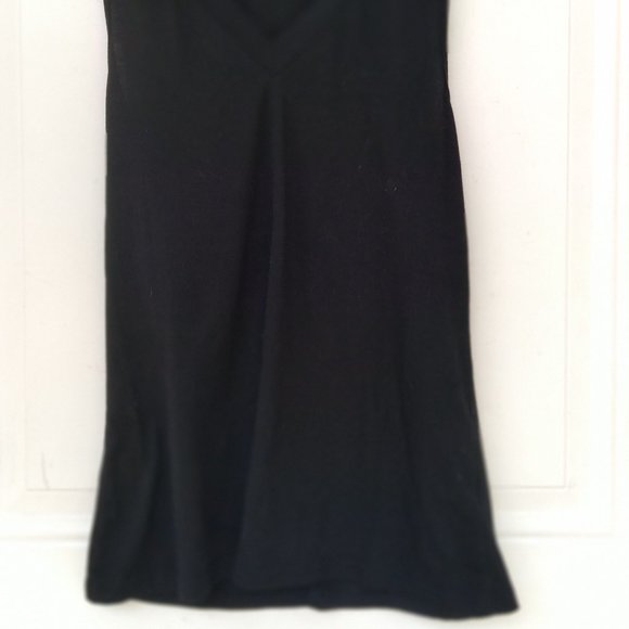 BLACK TANK TOP V-NECK SIZE SMALL WOMEN POLY/SPANDEX? RACERBACK - Picture 2 of 8
